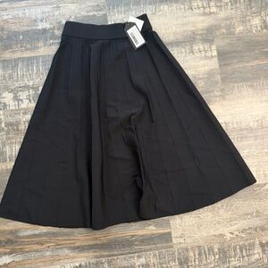 NWT ALEEZA PARIS Black A-Line Skirt